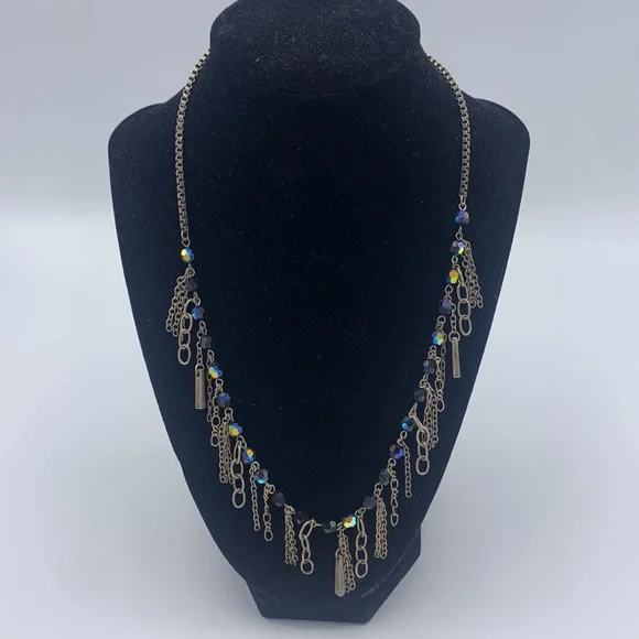 Touchstone Crystal necklace - Picture 4 of 6